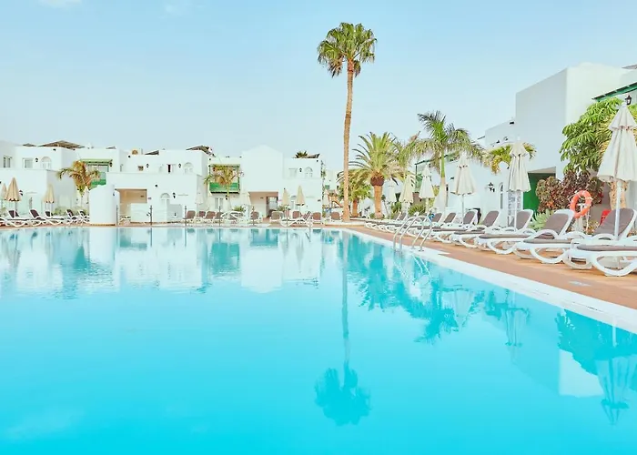 Gloria Izaro Club Apartahotel 4*