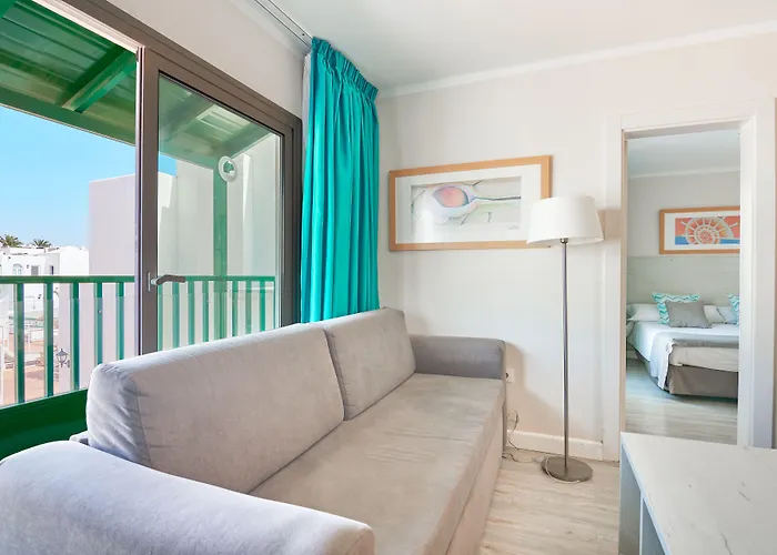 Apartahotel Gloria Izaro Club 4*